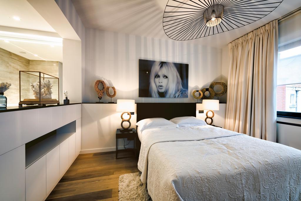 Charles Home - Grand Place Aparthotel Брюссель Номер фото