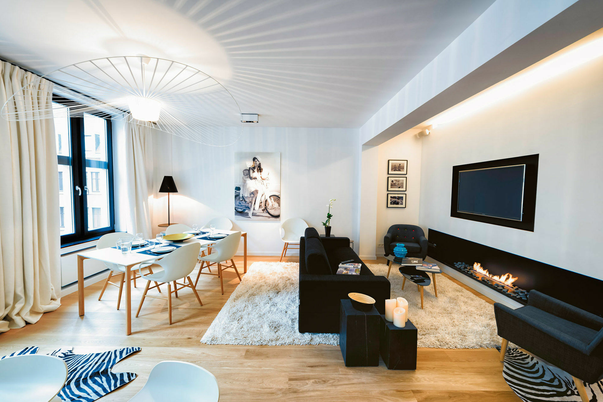 Charles Home - Grand Place Aparthotel Брюссель Екстер'єр фото